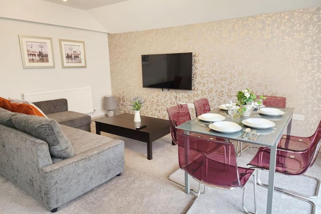 Horizon House, Modern 2-Bedroom Flat 2, Parking, Netflix, Oxford Bagian luar foto